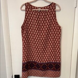 Garnet and cream shift mini dress